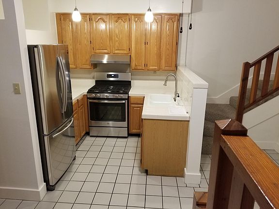 4th image of 1545 Murray Dr