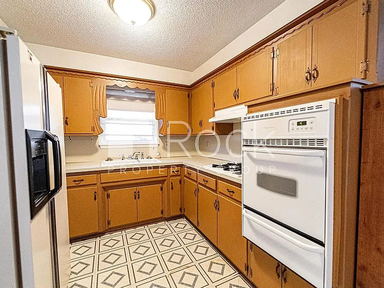 604 Moraine Ave — Photo 4