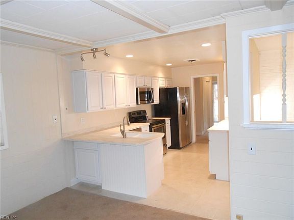 2nd image of 4629 Thoroughgood Dr