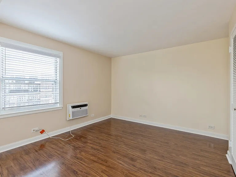 1101 Grove St #6B — Photo 7