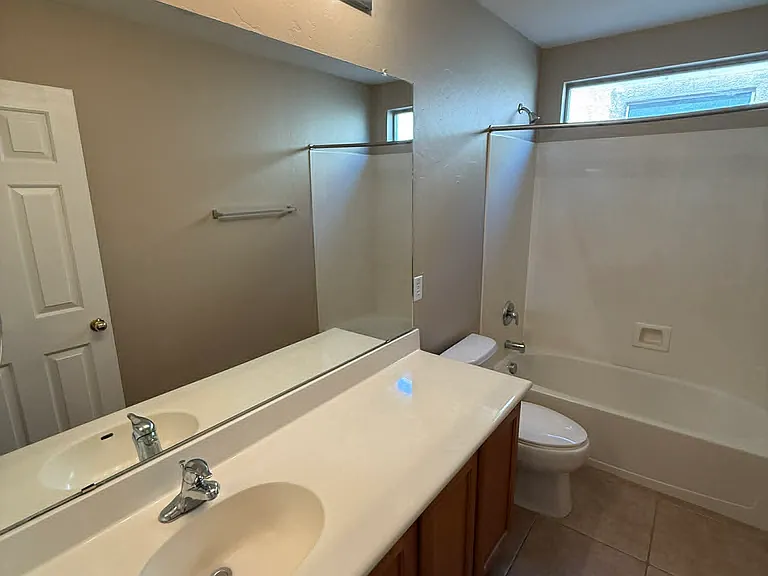 885 W Calle Muro Fuerte — Photo 21