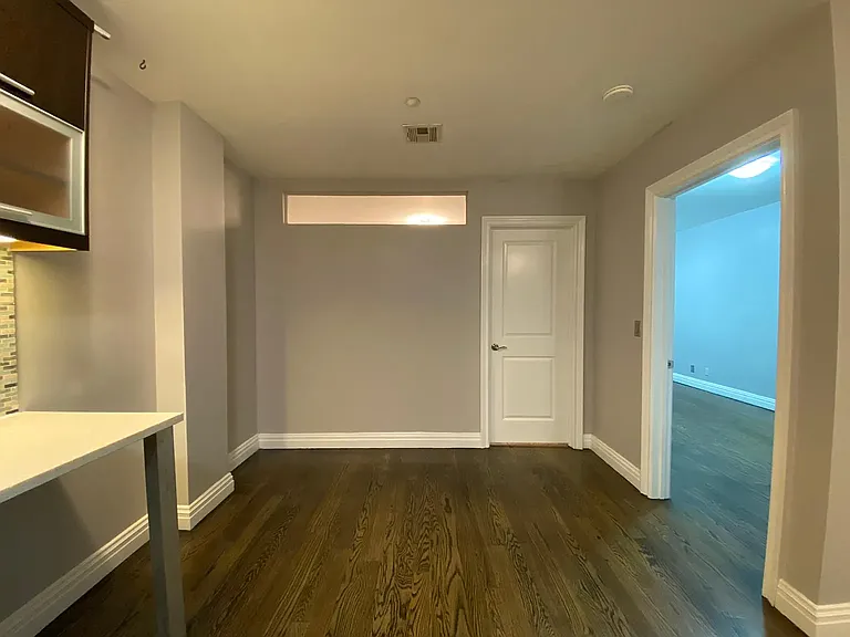212 Bennett Ave #3E — Photo 5