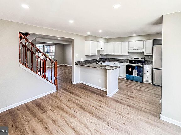 5th image of 11308 Big Horn Ct