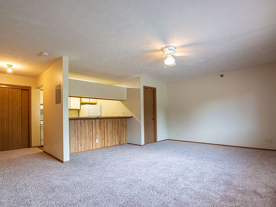 1st image of 7110-7122 Jones Cir #7110-9
