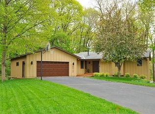 6345 Minnewashta Woods Dr, Excelsior, MN 55331