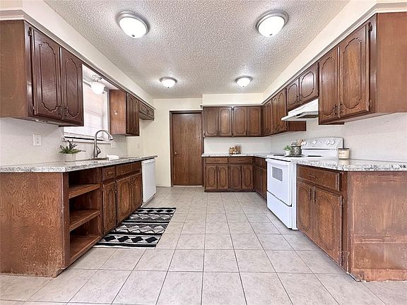 2nd image of 39408 Hazel Dell Rd