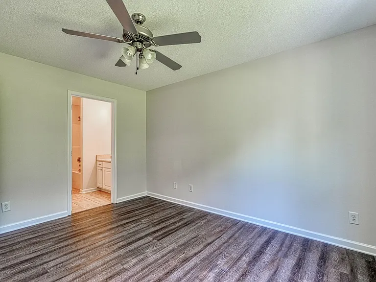 567 Seays Crest Dr — Photo 20
