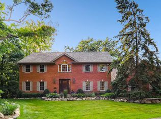 1550 Thorneberry Ct, Libertyville, IL 60048