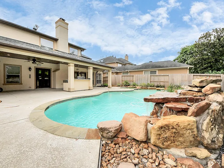14207 Jade Cove Dr — Photo 46