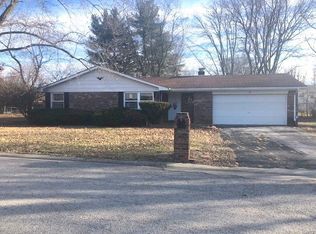 28 Morrison Dr, Belleville, IL 62221