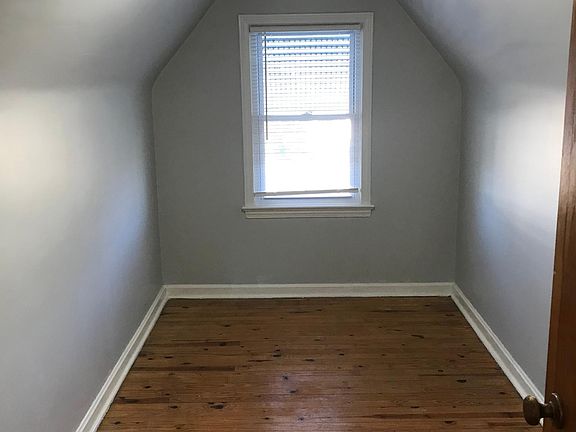 5th image of 5746 W West Dr