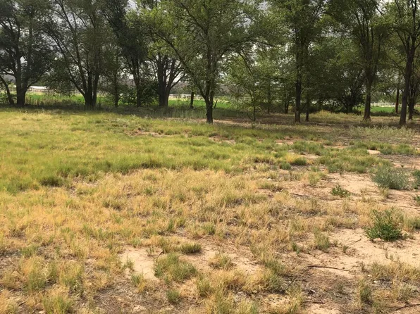 21 Cherokee Cir, Jarales, NM 87023