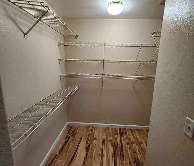 4025 Kings Row — Photo 14