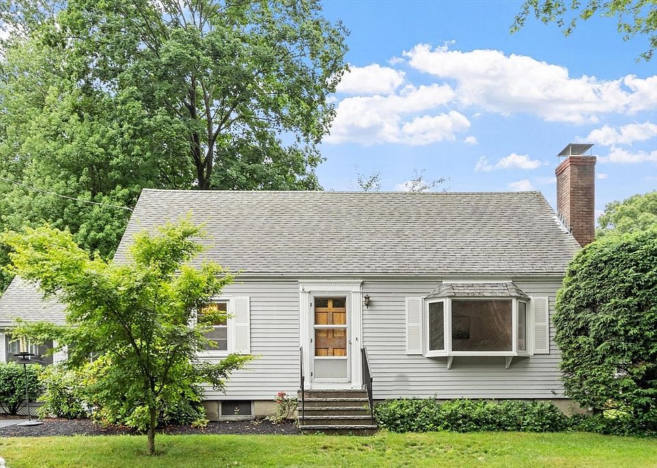 1st image of 12 Hunt Rd