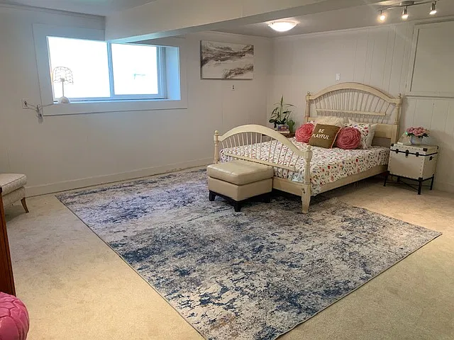 2 bed, 700 sqft, $2,100 — Photo 4