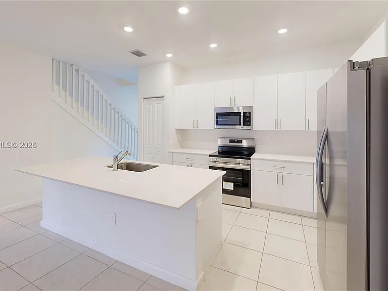 12875 SW 243rd Ter #12875 — Photo 8
