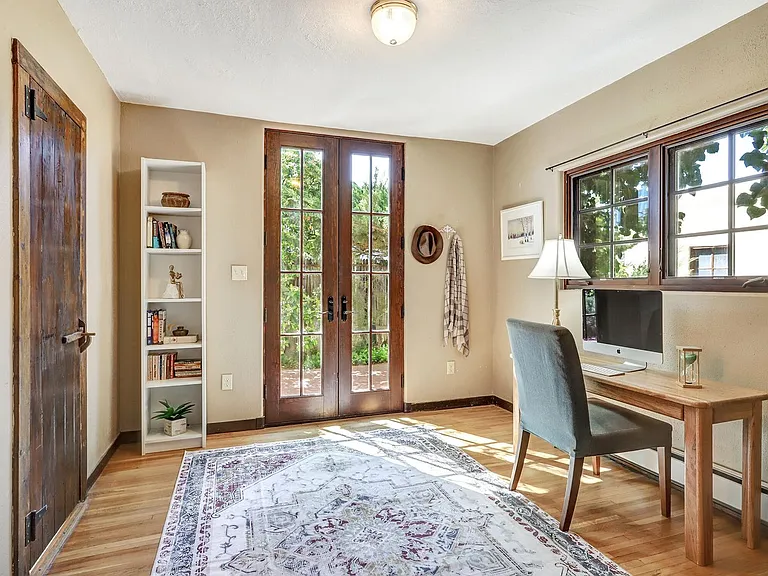 2302 Campbell Rd NW — Photo 13