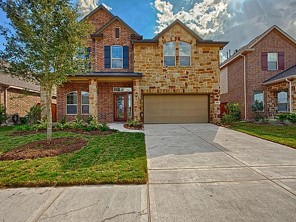 2nd image of 19519 Chaparral Berry Dr