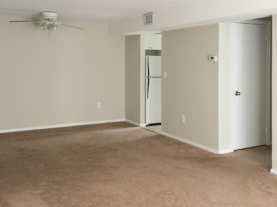 1st image of 516 Meyers Dr
