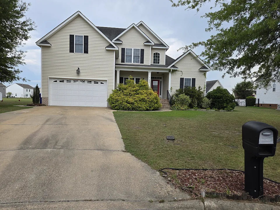 1105 Bert Ct