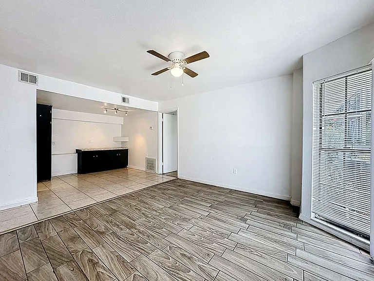 5977 Village Cir #5977 — Photo 30