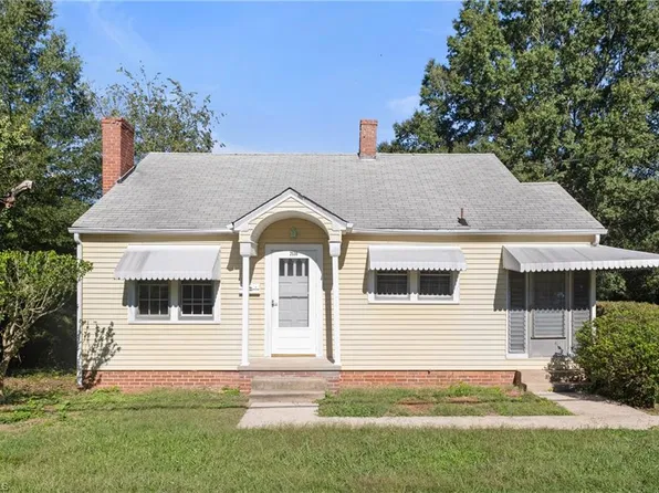 2539 Polo Rd, Winston Salem, NC 27106