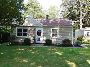 1815 Perth Rd, Madison, OH 44057