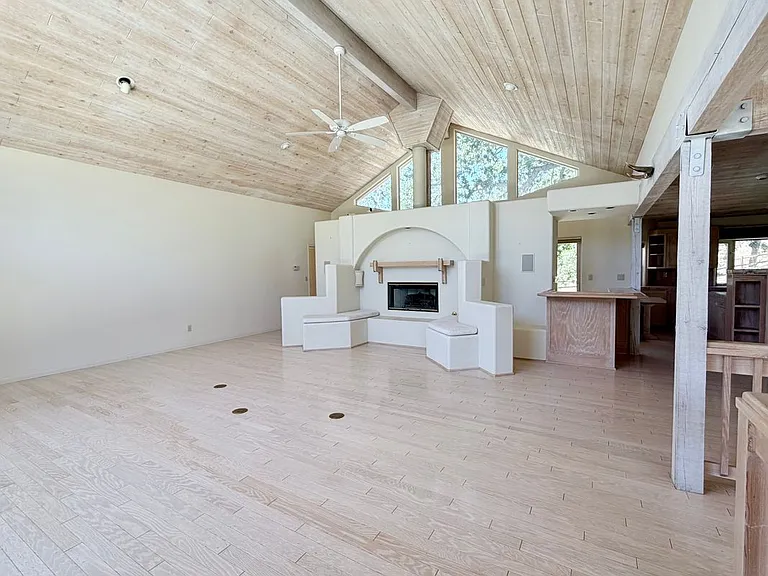 29861 Greenwater Dr — Photo 5