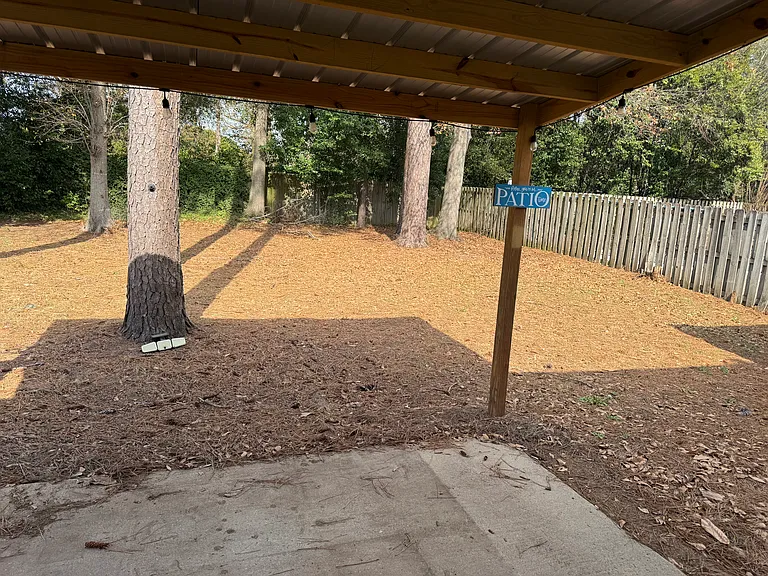 225 Spring Oak Ln — Photo 14