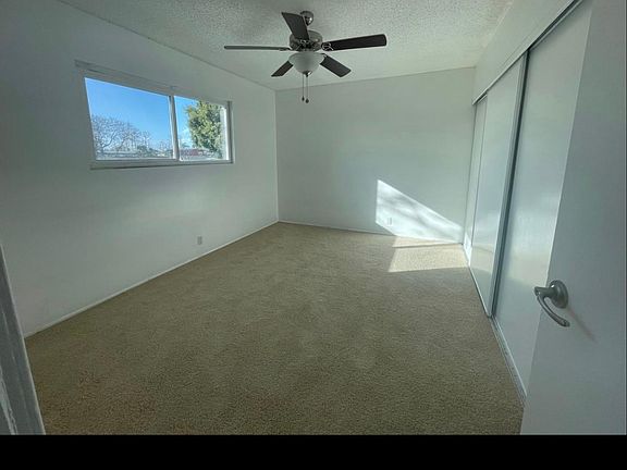 5th image of 30 W 49th St Unit 49-6