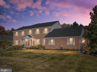4 Thornberry Ln, Hockessin, DE 19707