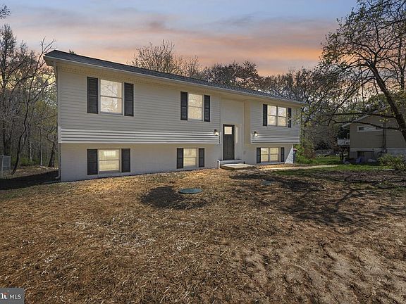 2nd image of 331 Old Chestnut Rd