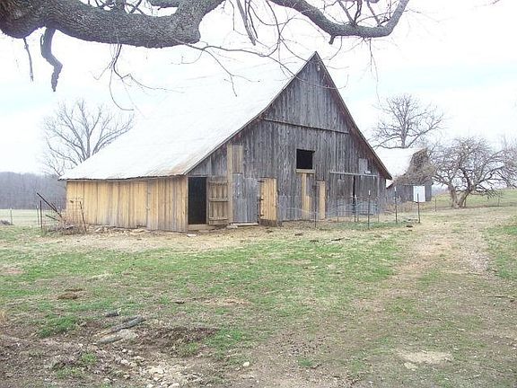 2nd image of 10290 Us Highway 63