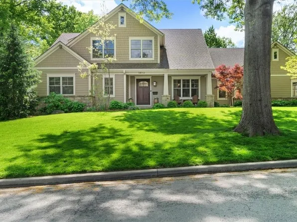 5812 Reinhardt Dr, Fairway, KS 66205