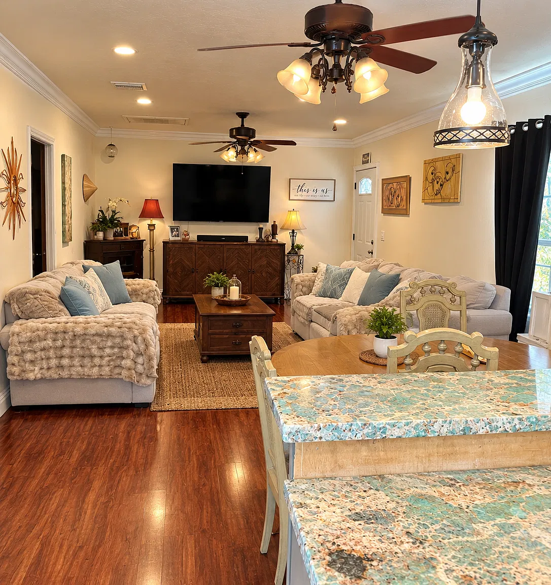 2 bed, 1050 sqft, $4,000 — Photo 2