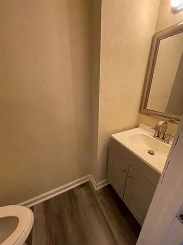 3017 Pine St — Photo 11