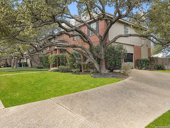 2nd image of 1411 Hawks Meadow