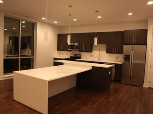 1929 N California Ave APT NW, Chicago, IL 60647