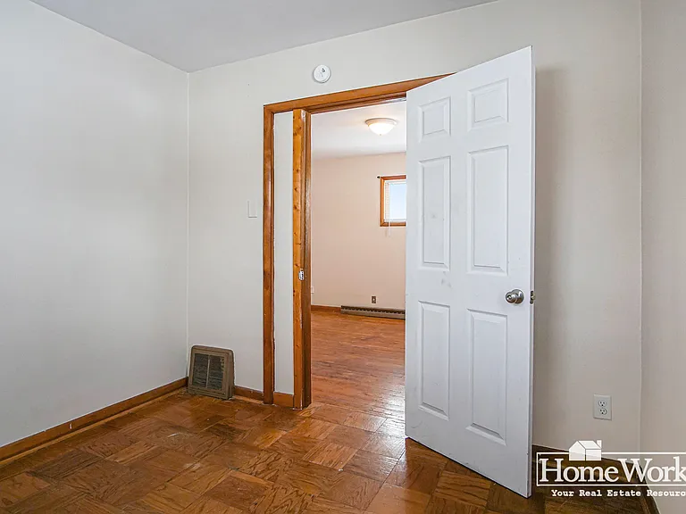 506 S 31st St — Photo 5