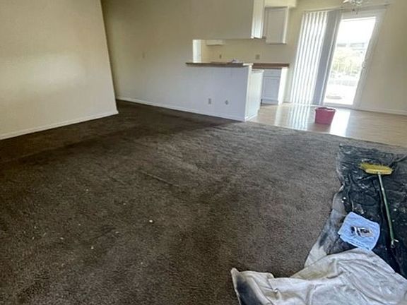 2nd image of 347 Roosevelt St APT 1A