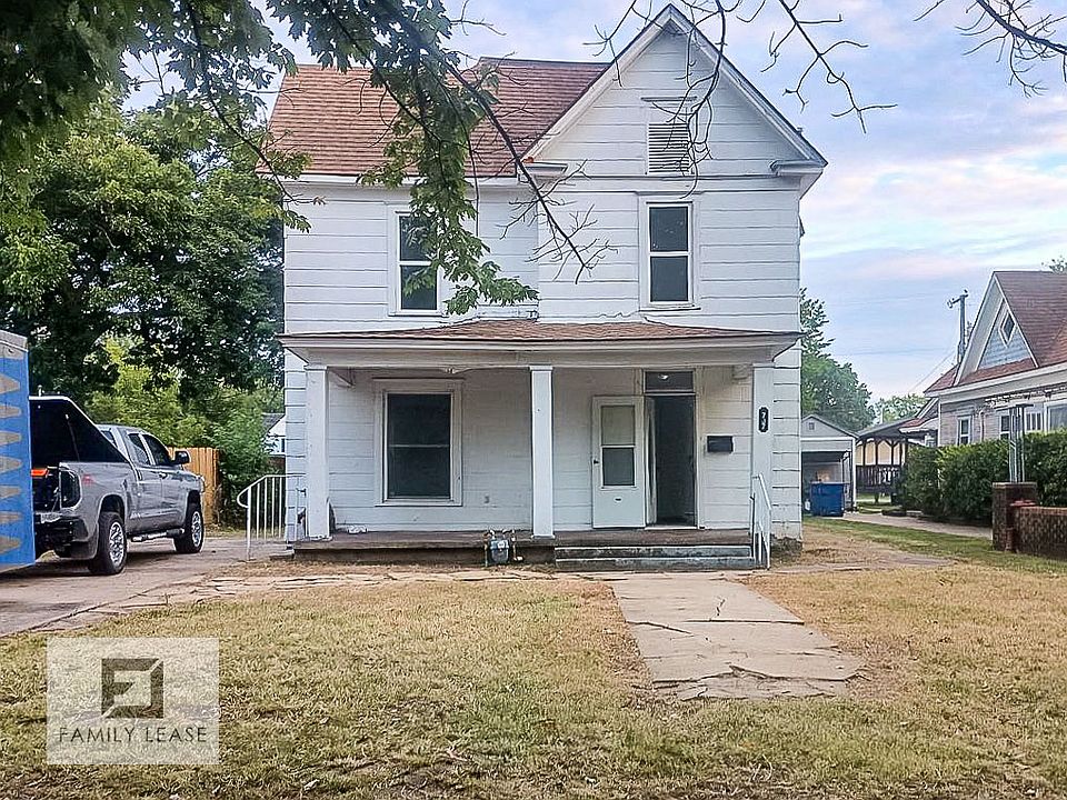 1st image of 707 W Lincoln St