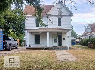 707 W Lincoln St, Coffeyville, KS 67337