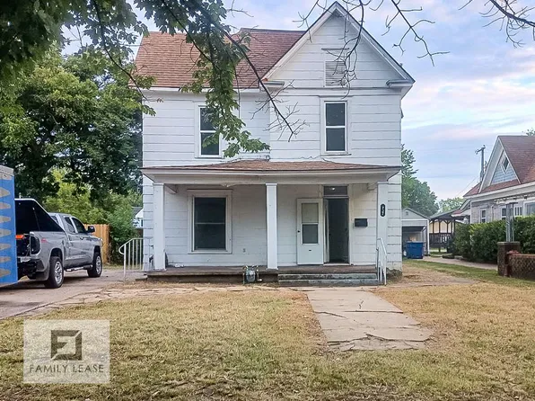 707 W Lincoln St, Coffeyville, KS 67337