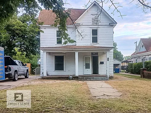 707 W Lincoln St Photo 1