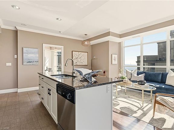 5th image of 360 Pearl St #804
