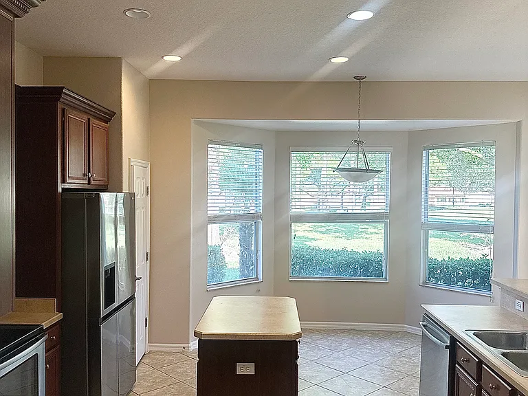 1762 Altavista Cir — Photo 6