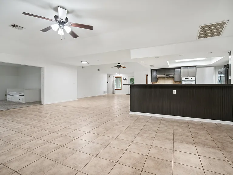 3106 E Palm Valley Blvd — Photo 12
