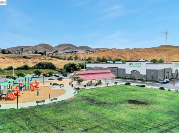 (undisclosed Address), Pittsburg, CA 94565