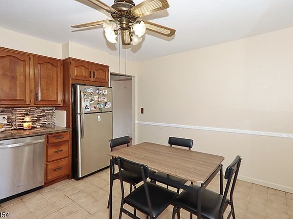 3rd image of 126 N 20Th St