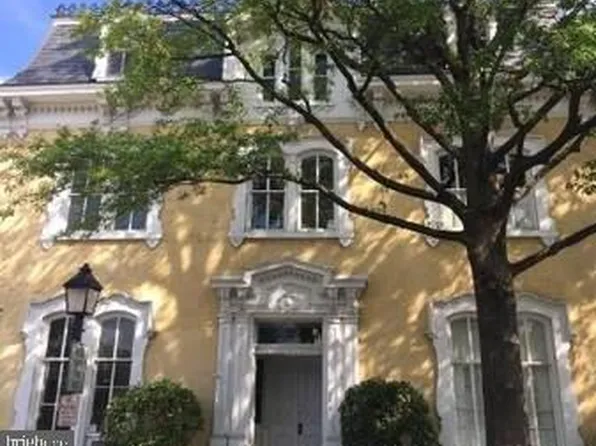 131 N Washington St #4, Alexandria, VA 22314